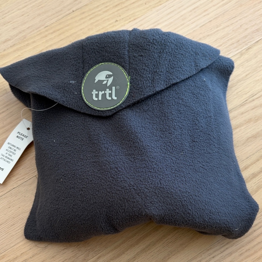 Trtl Black Travel Pillow